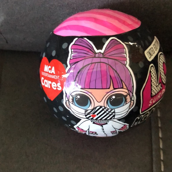 New L.O.L. Surprise! MGAE Cares Limited Edition Frontline Hero with 7 Surprises - Picture 10 of 11